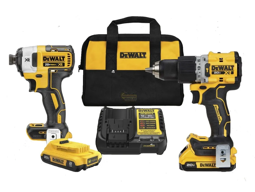 TALADRO PERCUTOR/ATORNILLADOR 1/2" DCD805 + ATORNILLADOR DE IMPACTO 1/4'' DCK2490D2 DEWALT